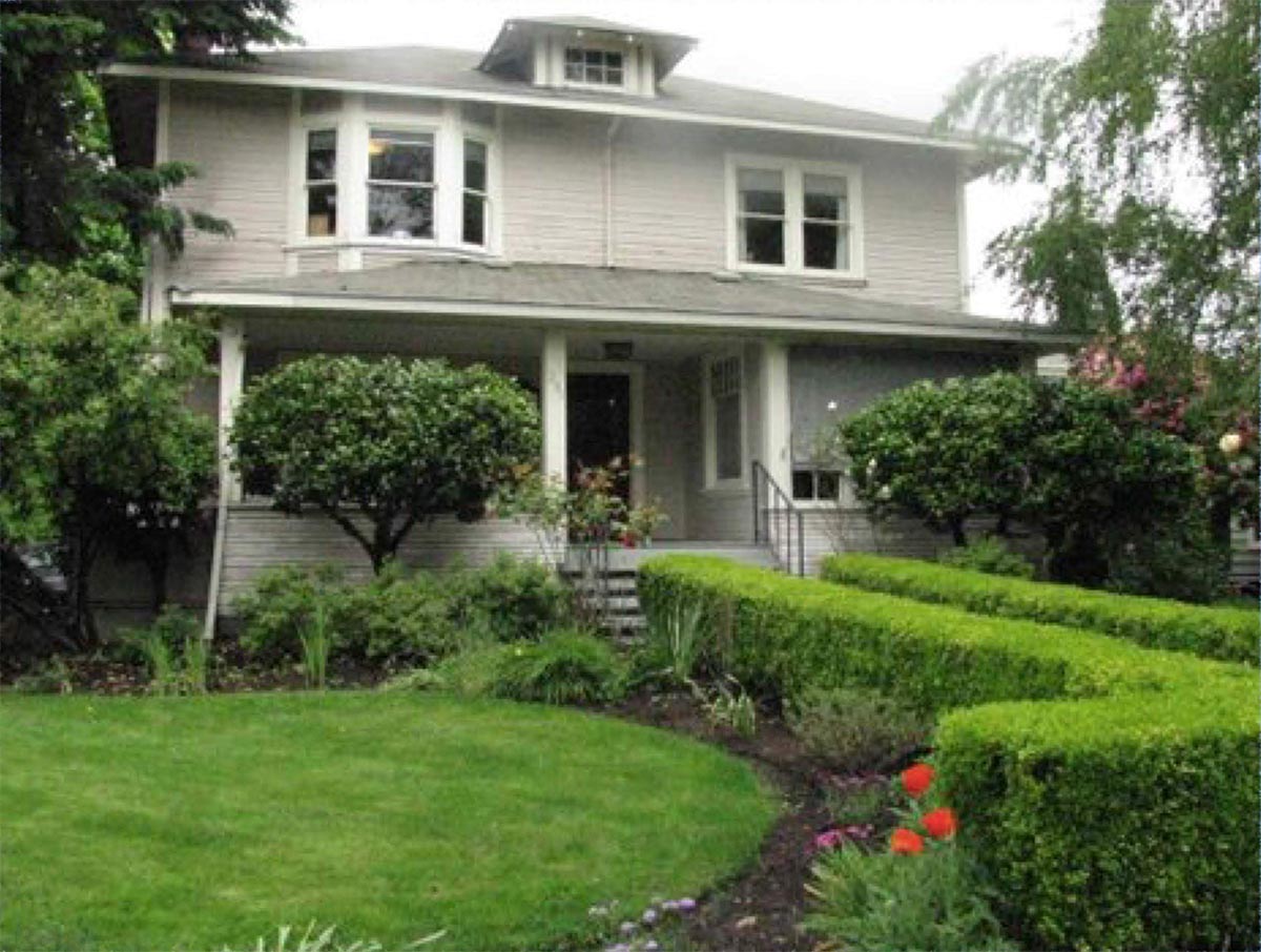 Site of the Birth Center at 12th Ave and Lincoln St, Eugene, OR Site of the Birth Center at 12th Ave and Lincoln St, Eugene, OR